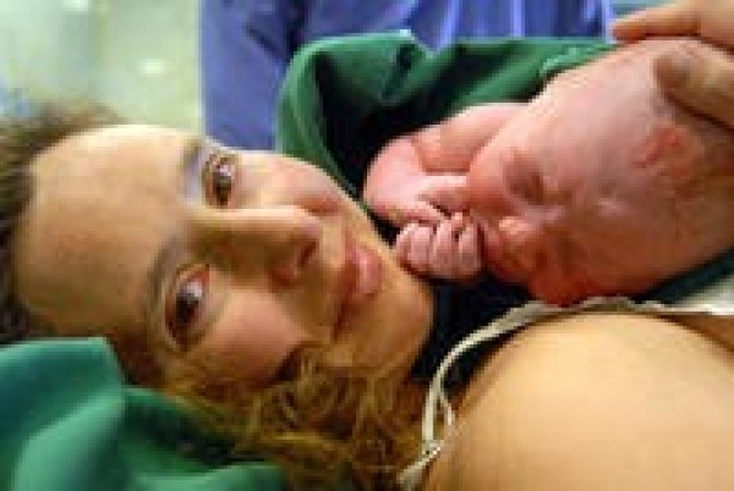 Стих тяжелые были роды Стих тяжелые были роды